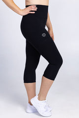 Sweat Resistant Activewear, high waisted black 3/4 length tights, high waisted 3/4 length leggings, Idea Athletic Australia